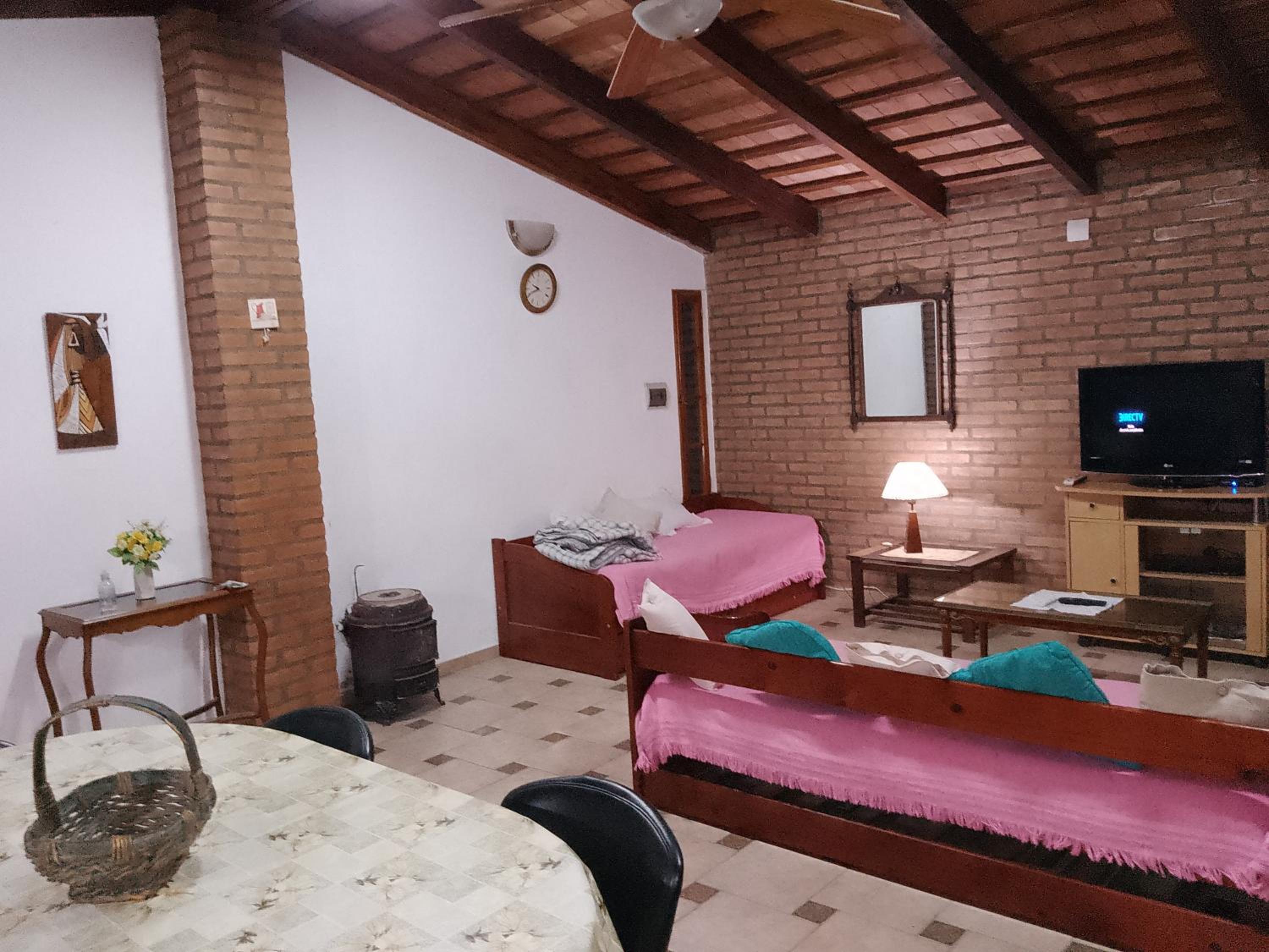 Casa chalet con pileta en temporada