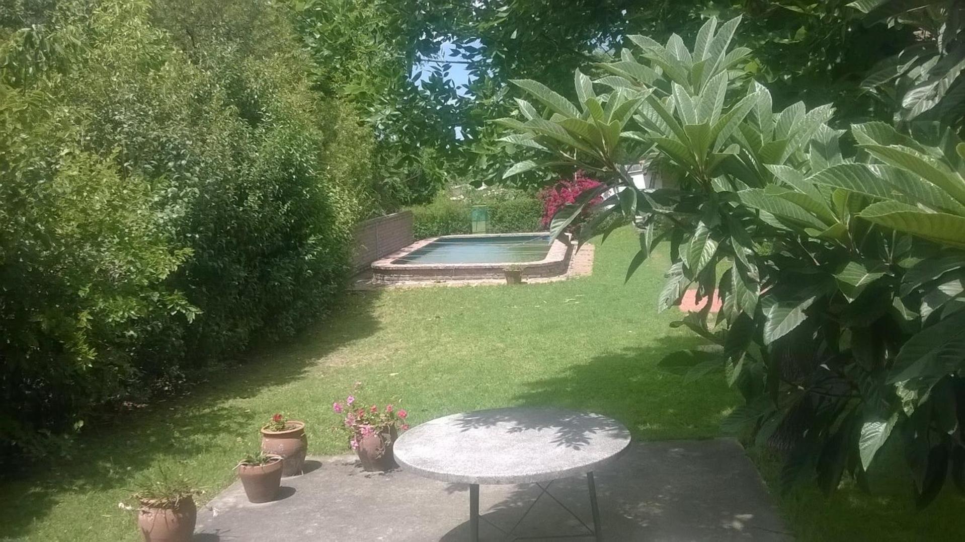 Casa chalet con pileta en temporada