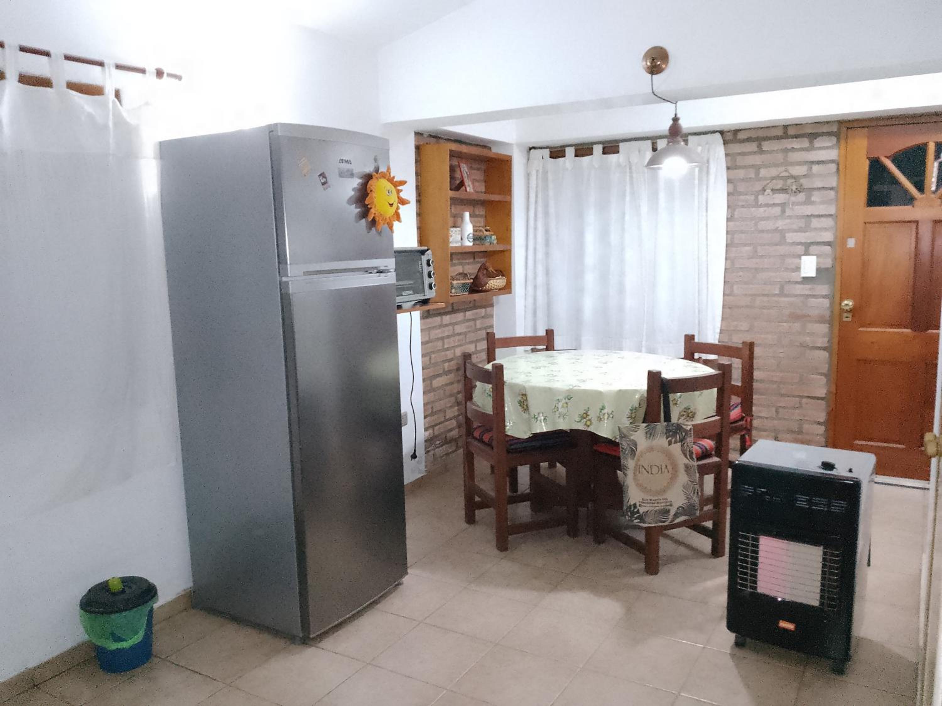 Casa chalet con pileta en temporada