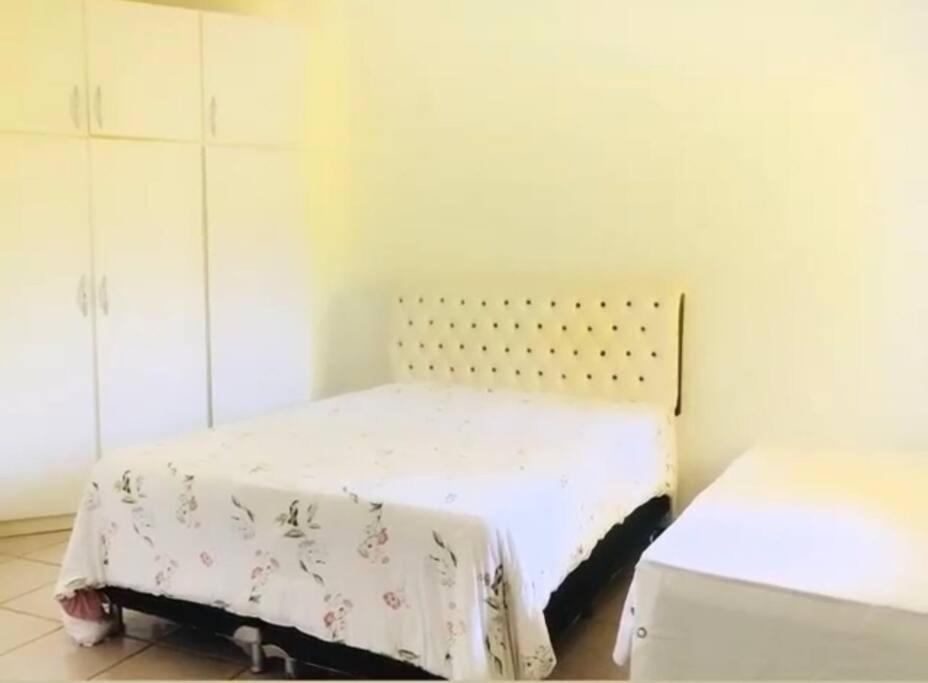 Casa 3 dormitórios Martim de Sá
