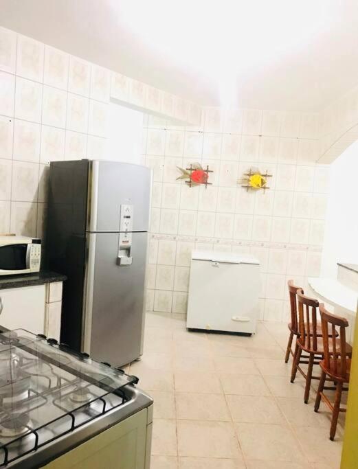 Casa 3 dormitórios Martim de Sá