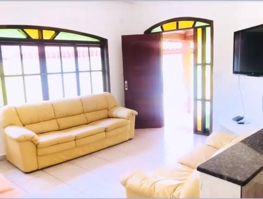 Casa 3 dormitórios Martim de Sá