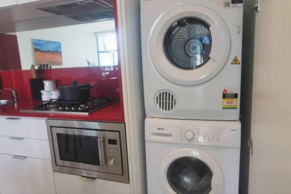 1BR APT Albert Lake& Crown& DFO& MEC