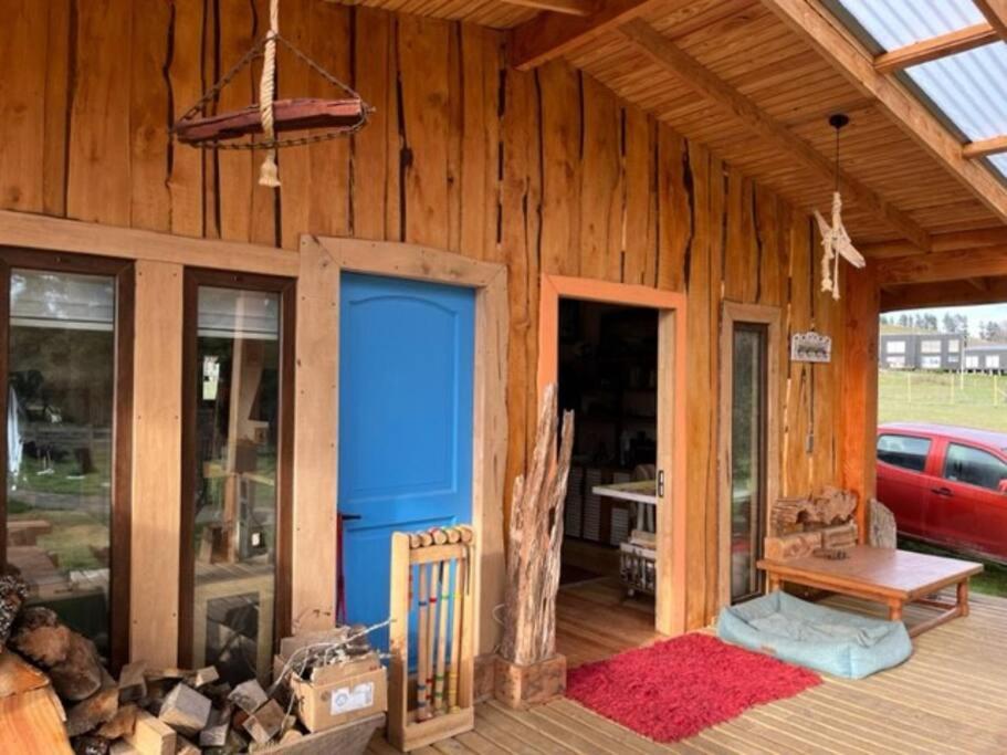 Preciosa cabaña pet friendly con vista a volcanes Villarica y Choshuenco, cerca Termas