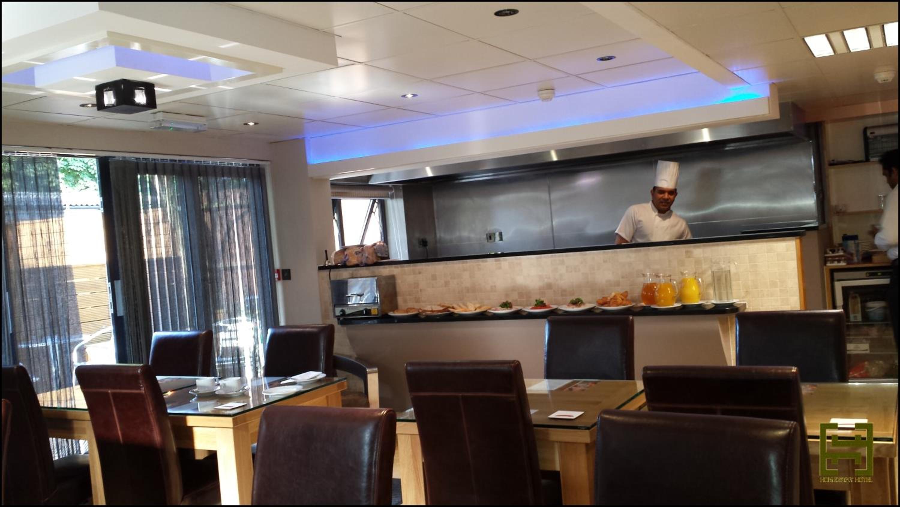 Hounslow Vacations - Homestay Hotel Heathrow - Property Image 6