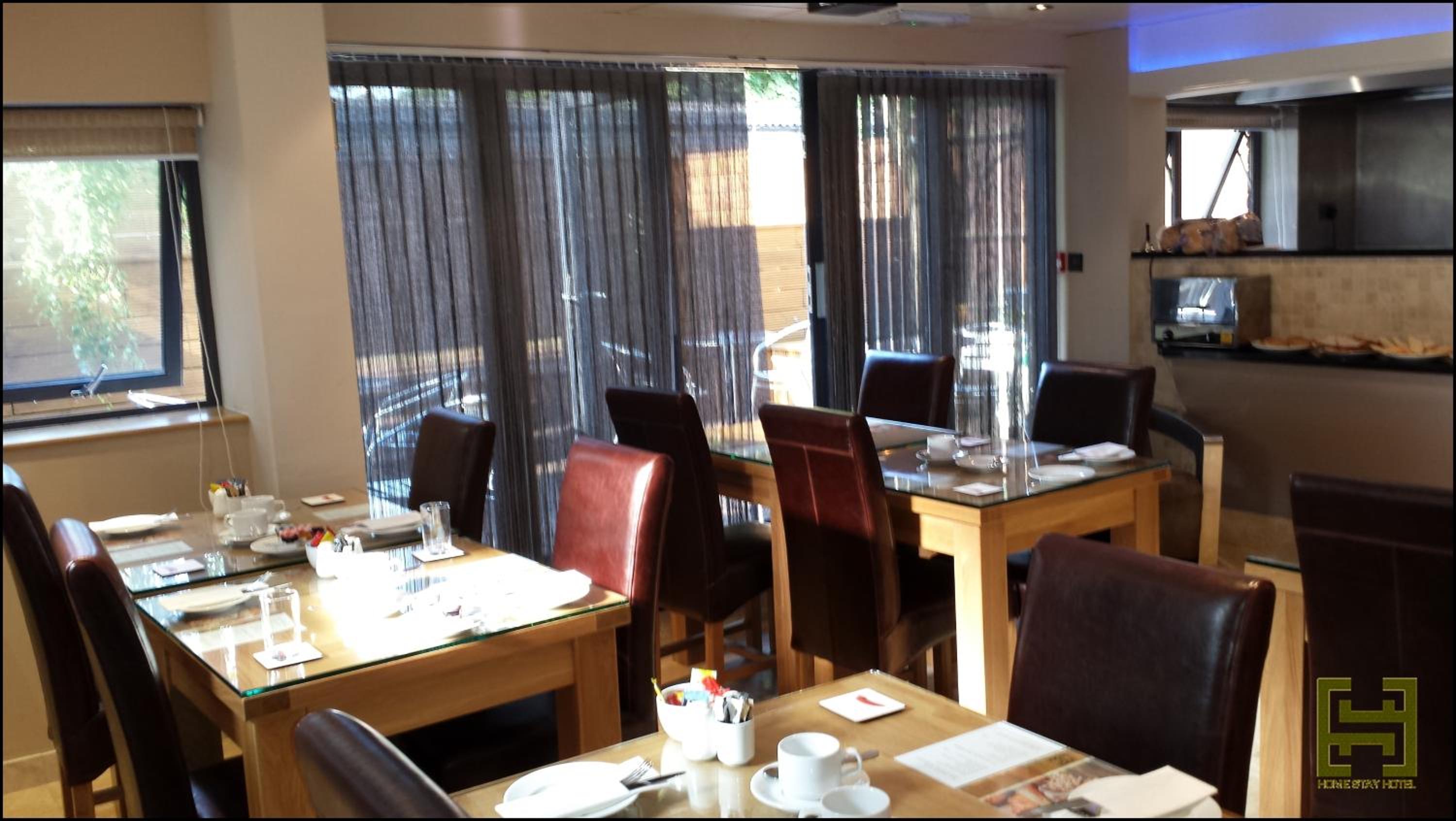 Hounslow Vacations - Homestay Hotel Heathrow - Property Image 8
