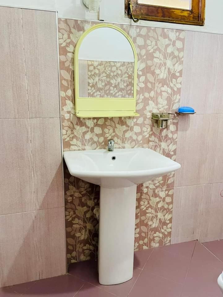 Jesmin holiday resort