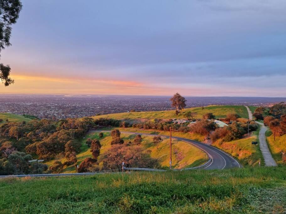 Parvatii-Perfect Adelaide Escape-15 mins to City & Wineries