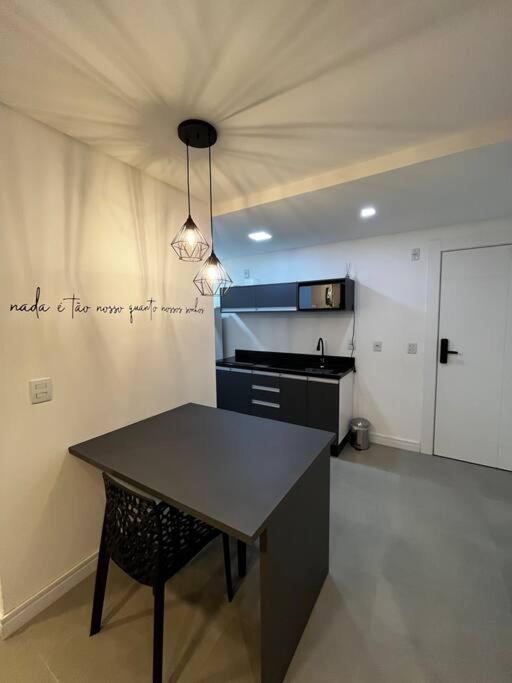 Loft moderno, aconchegante e bem localizado!