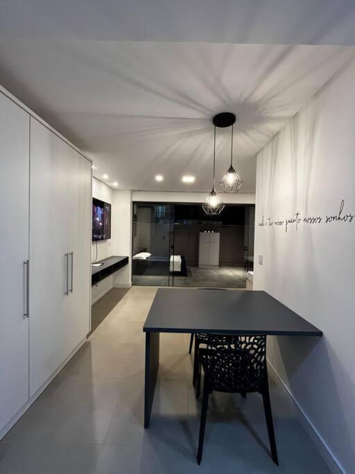 Loft moderno, aconchegante e bem localizado!