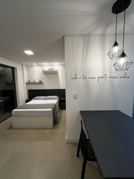 Loft moderno, aconchegante e bem localizado!