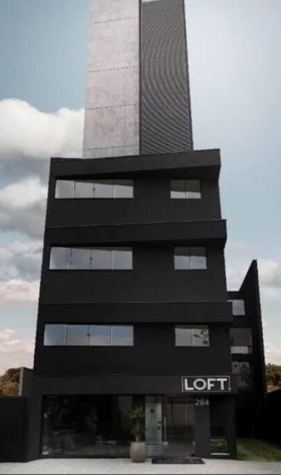 Loft moderno, aconchegante e bem localizado!