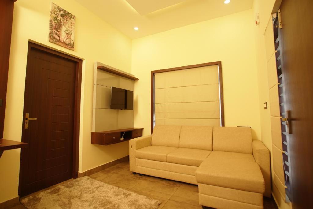 Pabis luxurious stay