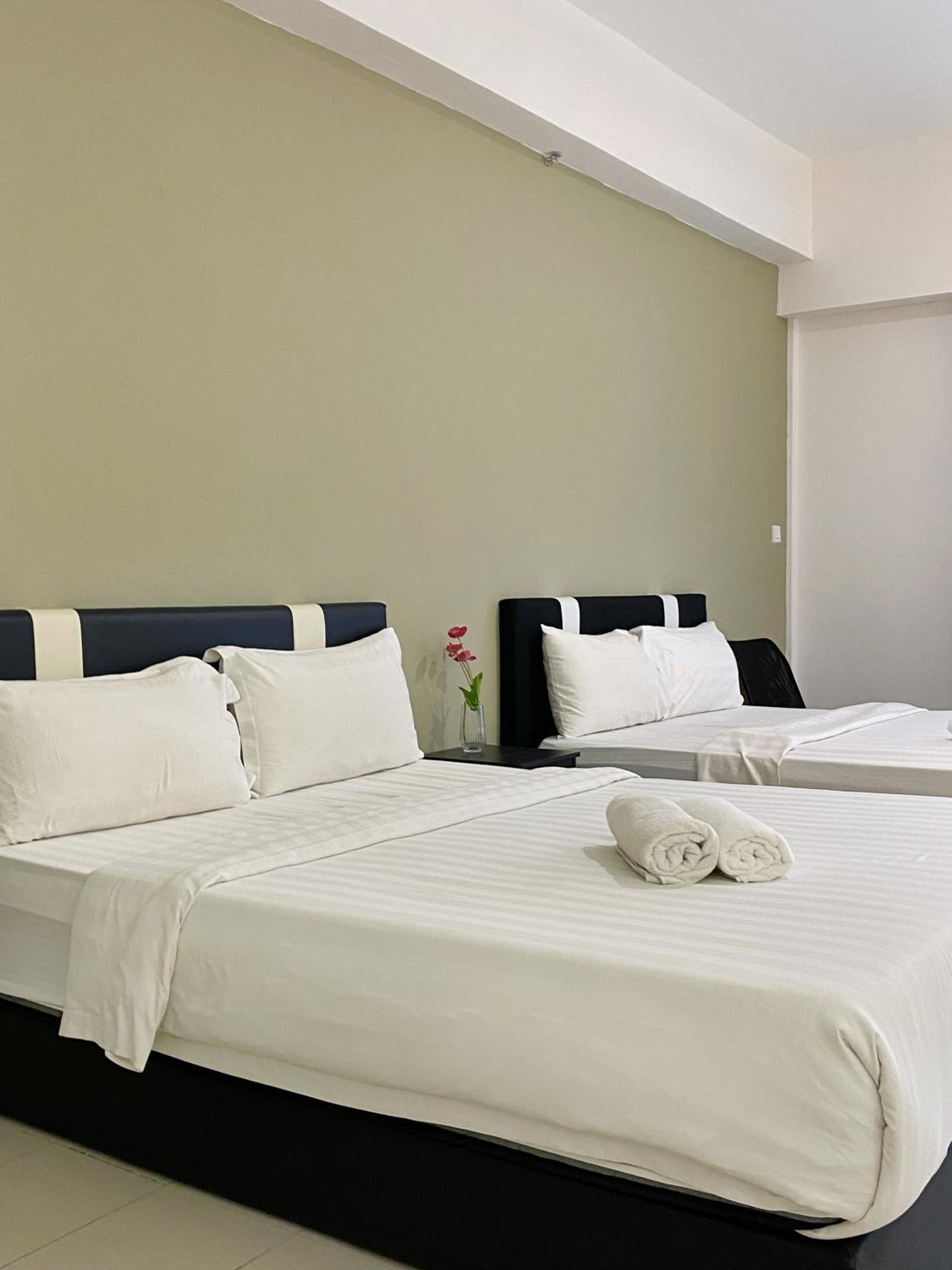 Aeropod Cactus Rail Suite With Balcony - Kota Kinabalu photo 6