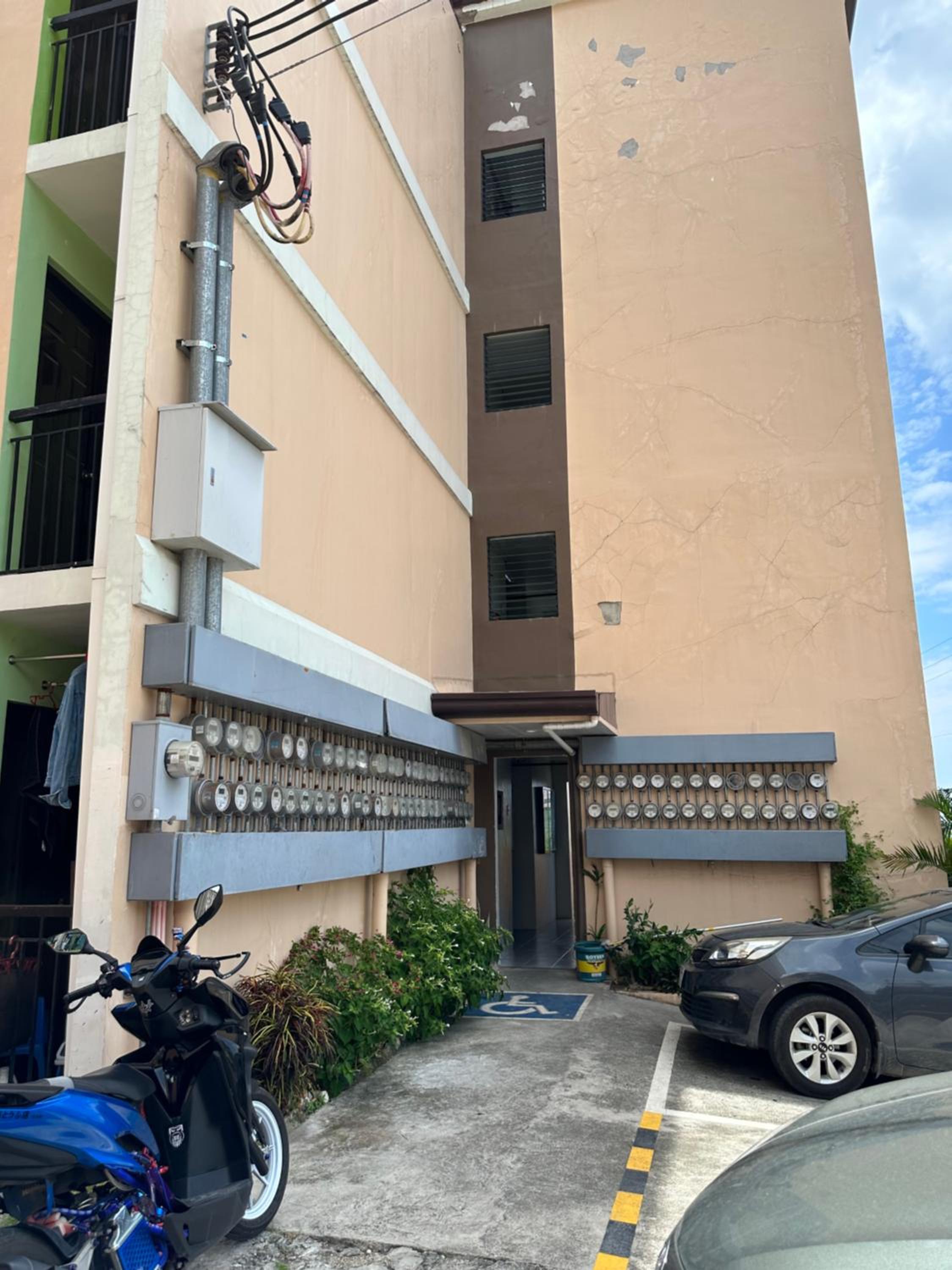 Cebu City Apartment 2 bedrooms 1 bathroom
