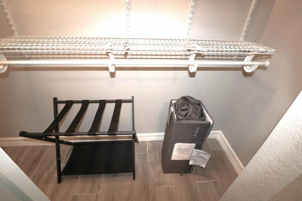 Remodeled home in Horizon city view 3