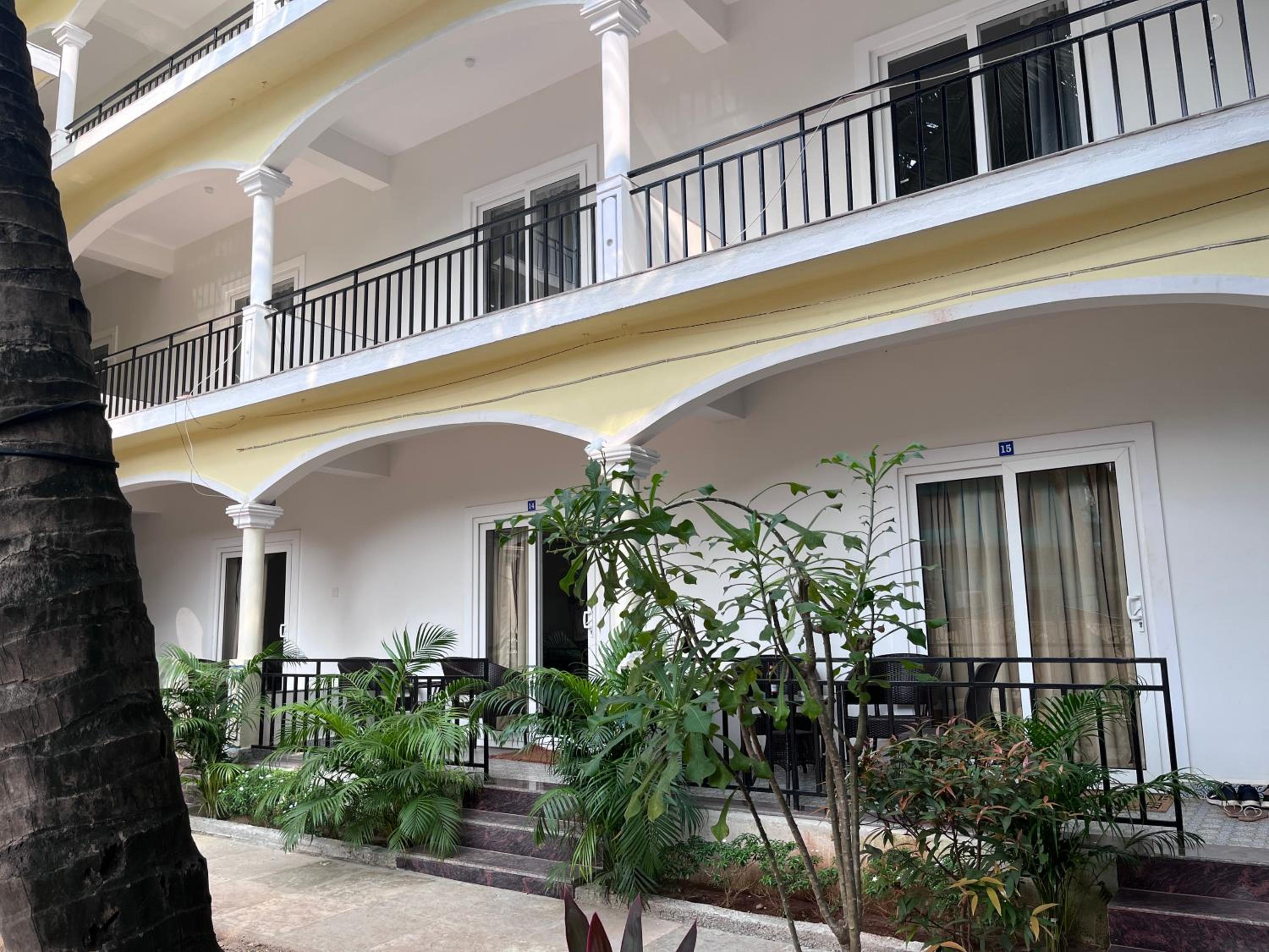Morjim Sunset Hotel