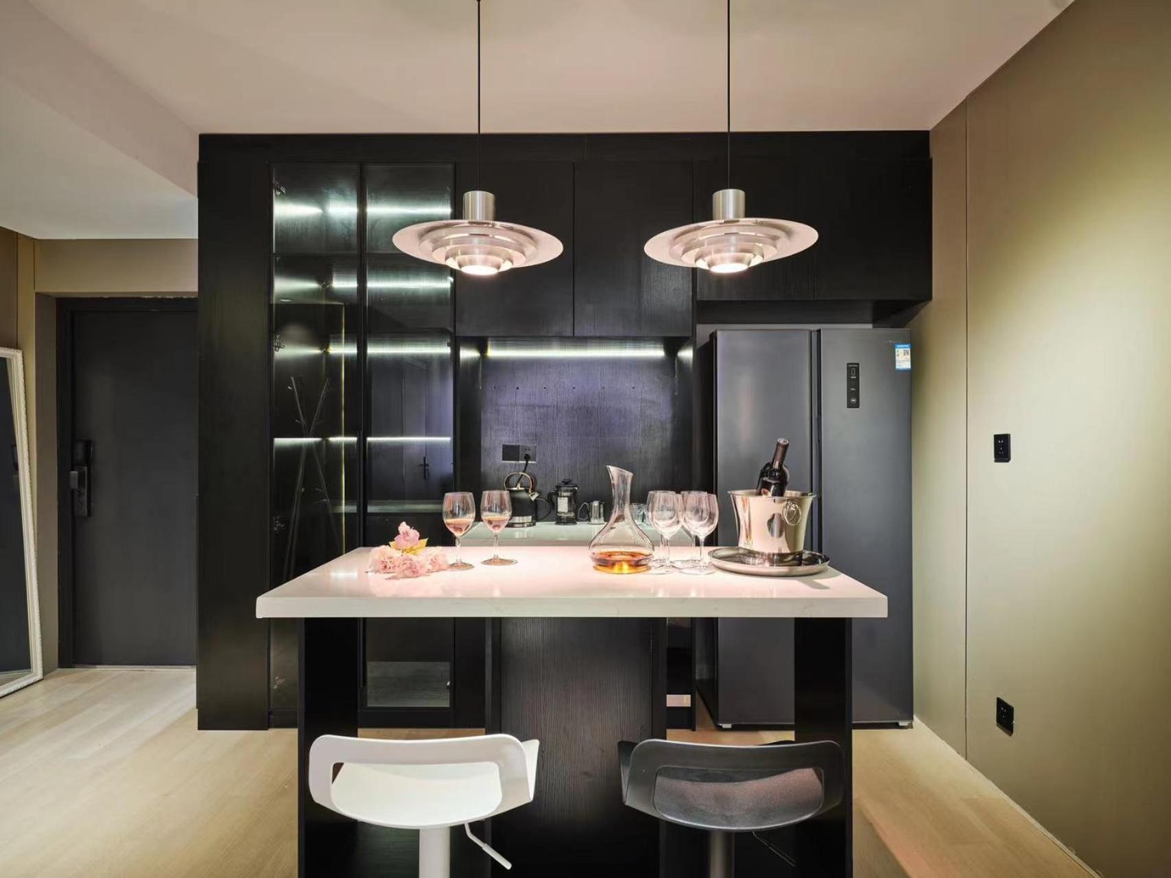 Datong Elite Apartment, Peoples Square, CBD