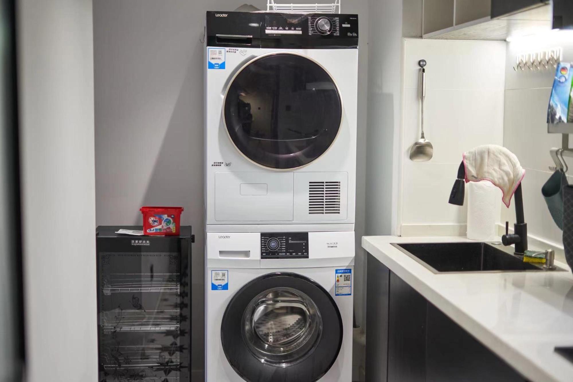 Datong Elite Apartment, Peoples Square, CBD