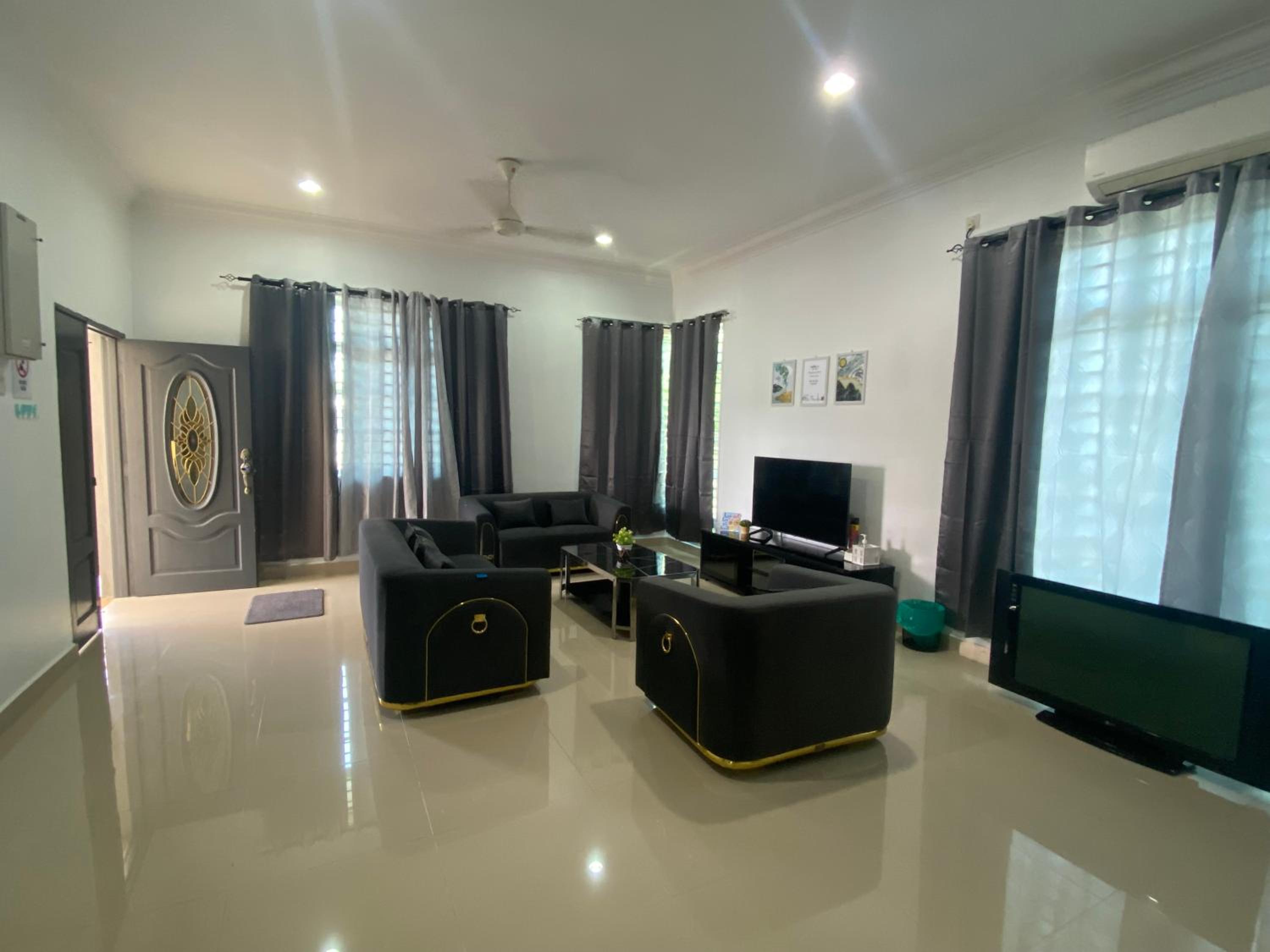 EMPIRE HOMESTAY PAKA ROOM 2 photo 5