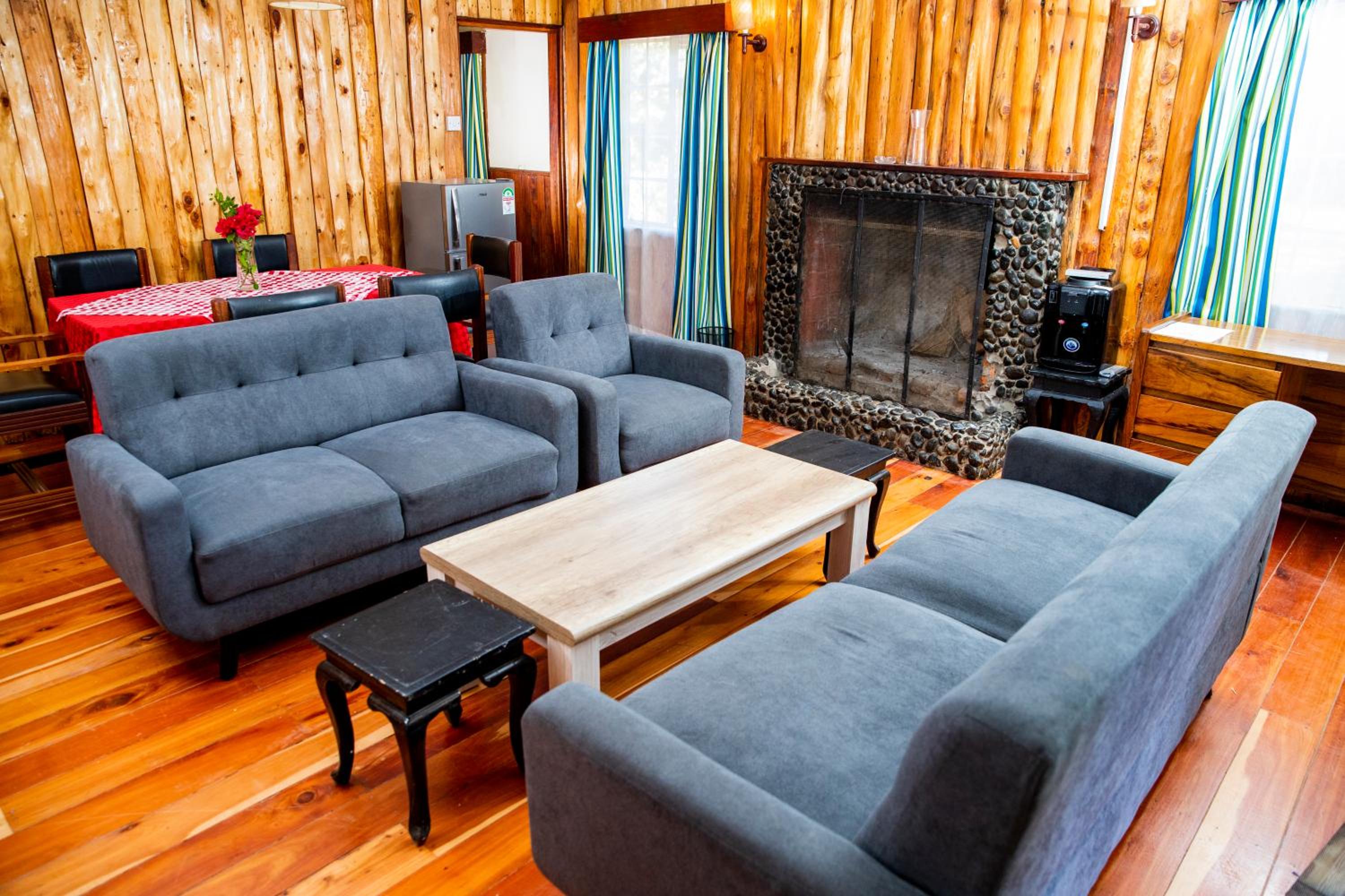 Naro Moru River Lodge