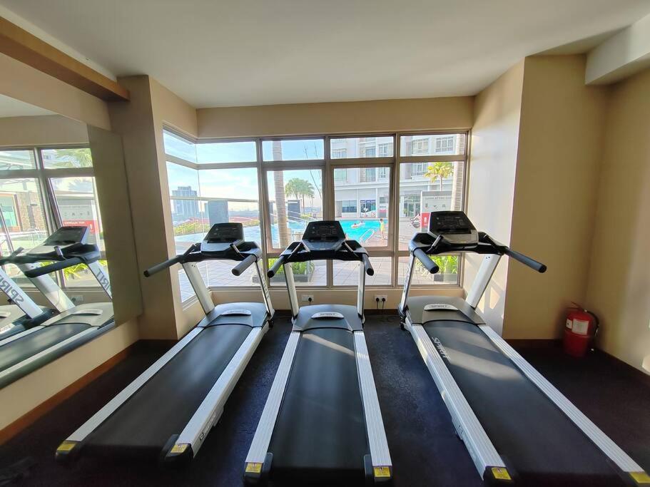 Shaftsbury 1 BR w Netflix Wi-Fi view 5
