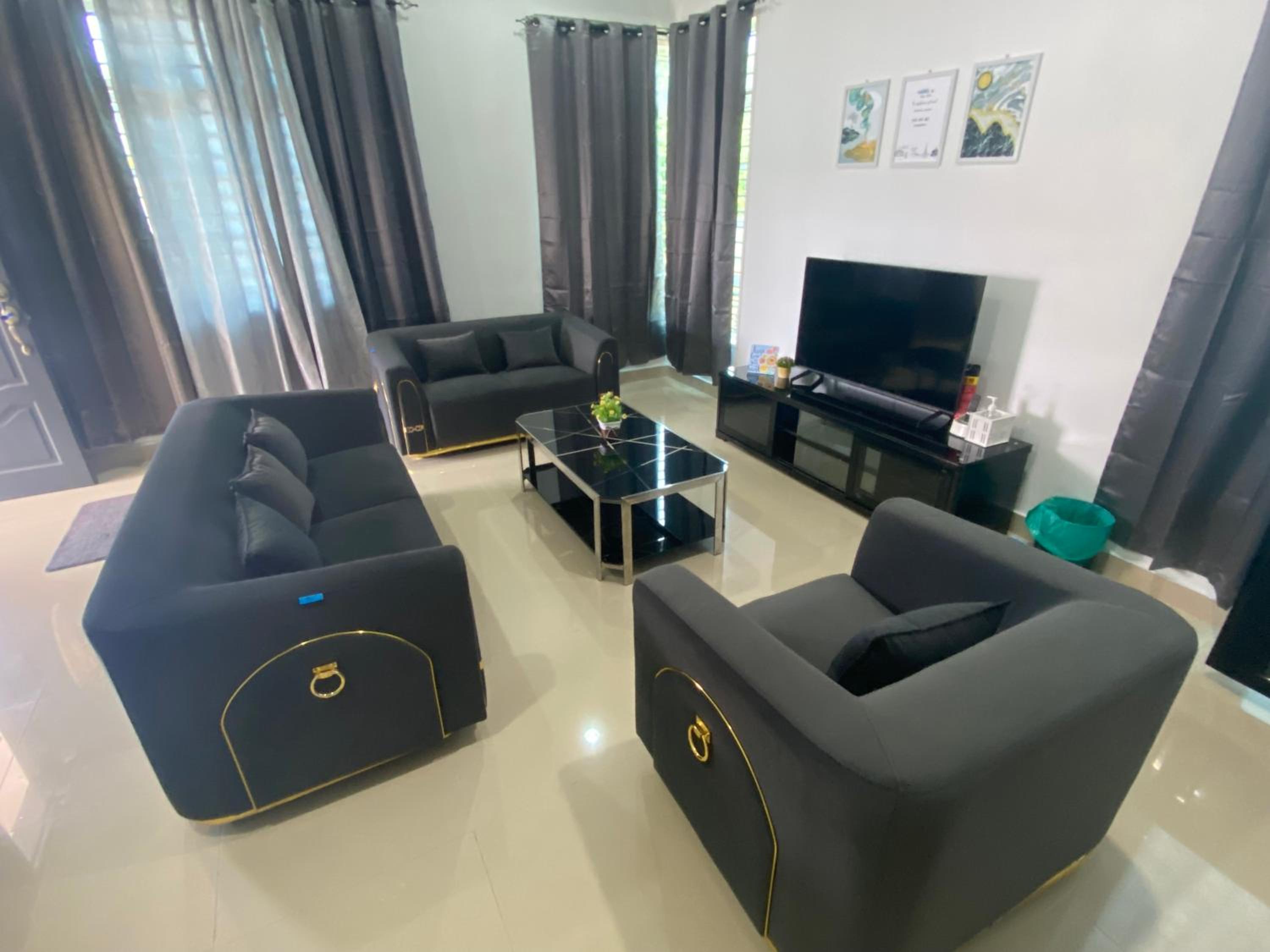 EMPIRE HOMESTAY PAKA ROOM 3A photo 7
