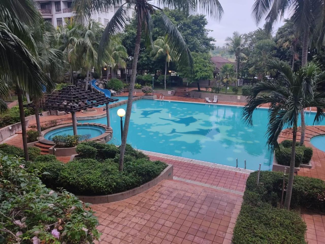 Mahkota Apartments