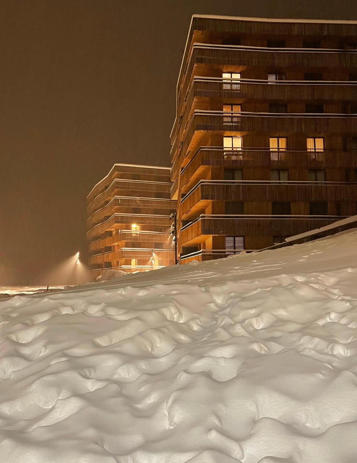 Ferienwohnung 3,5 Zimmer direkt an Ski- und Bikepiste view 4