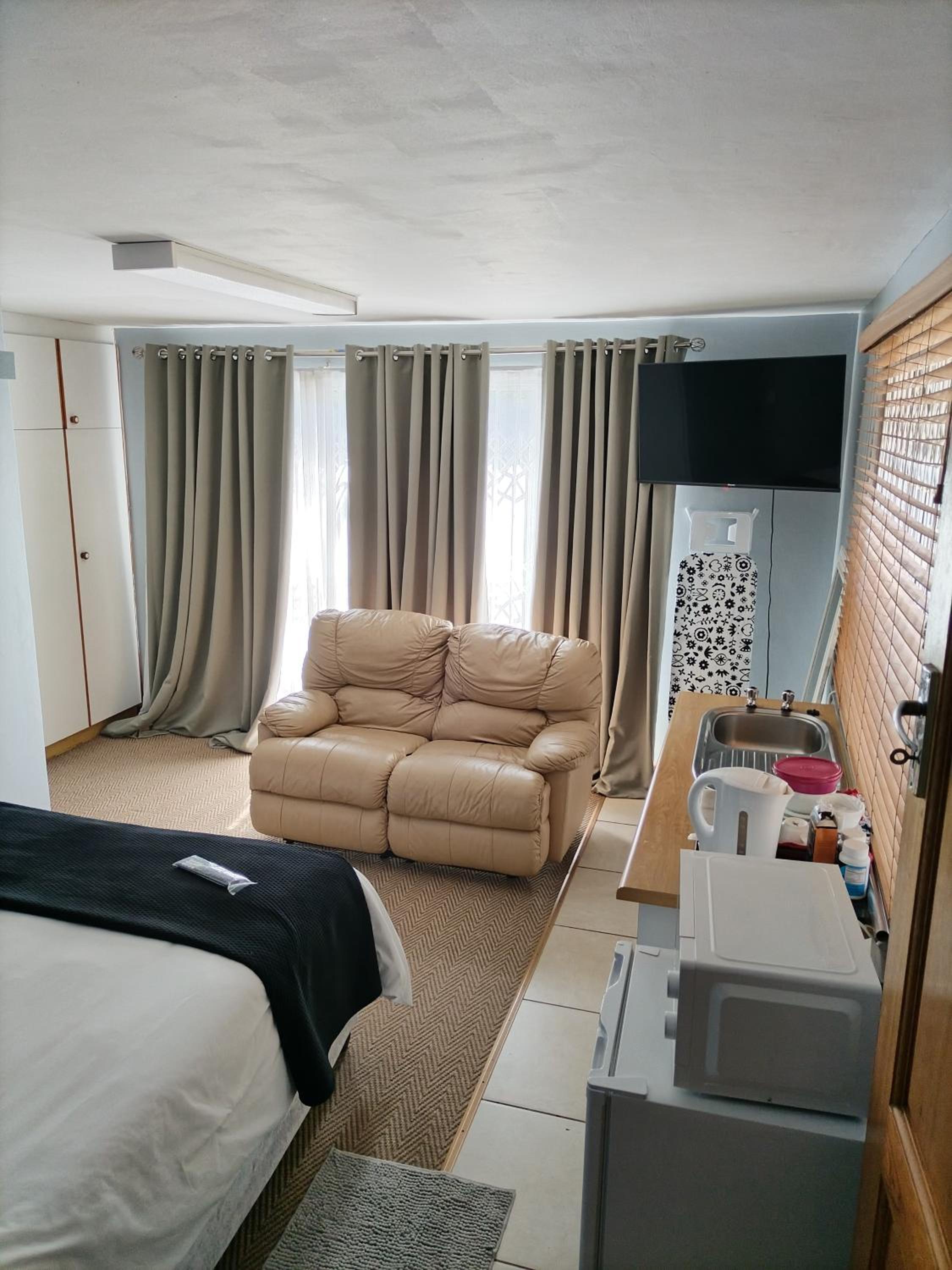 2 on Haig Accommodation, Selbourne, East London view 2