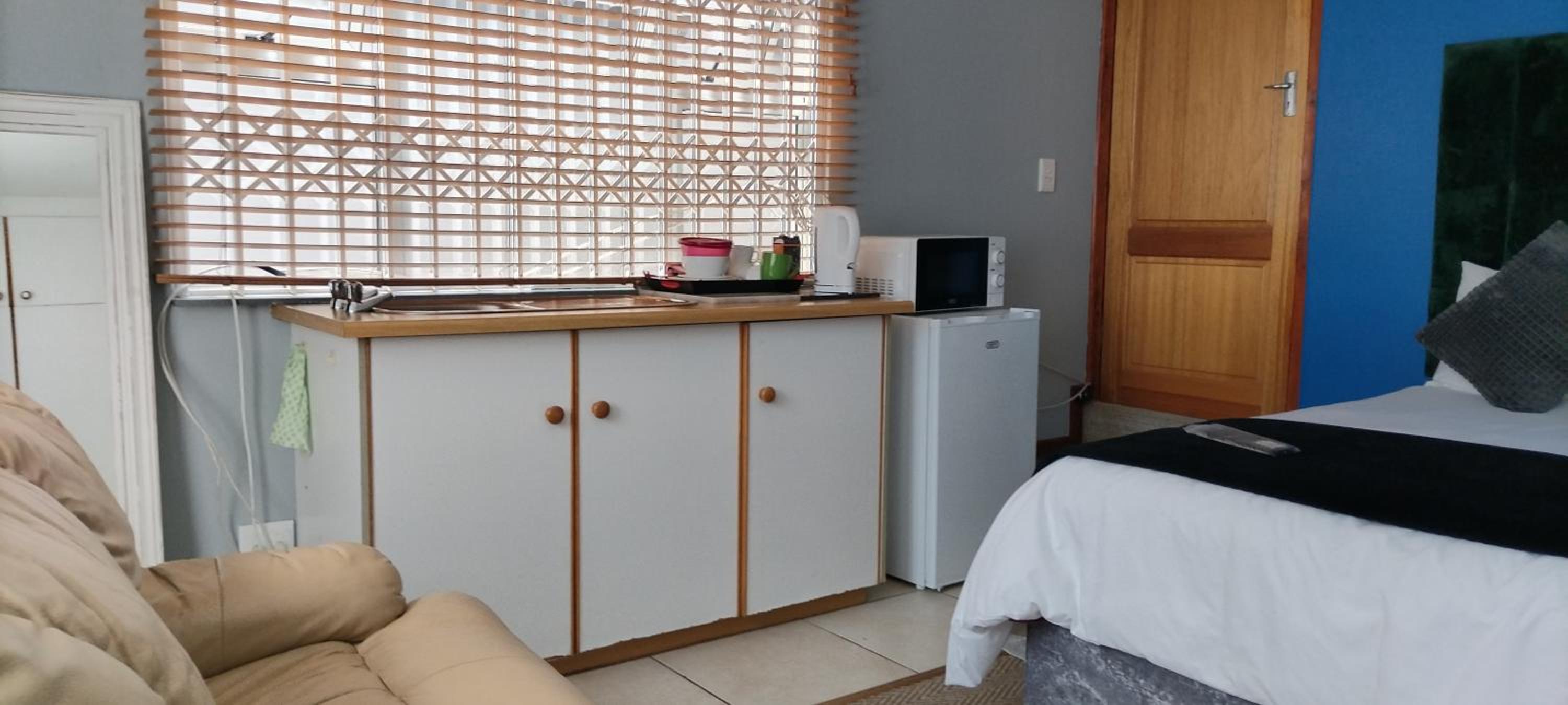 2 on Haig Accommodation, Selbourne, East London view 4