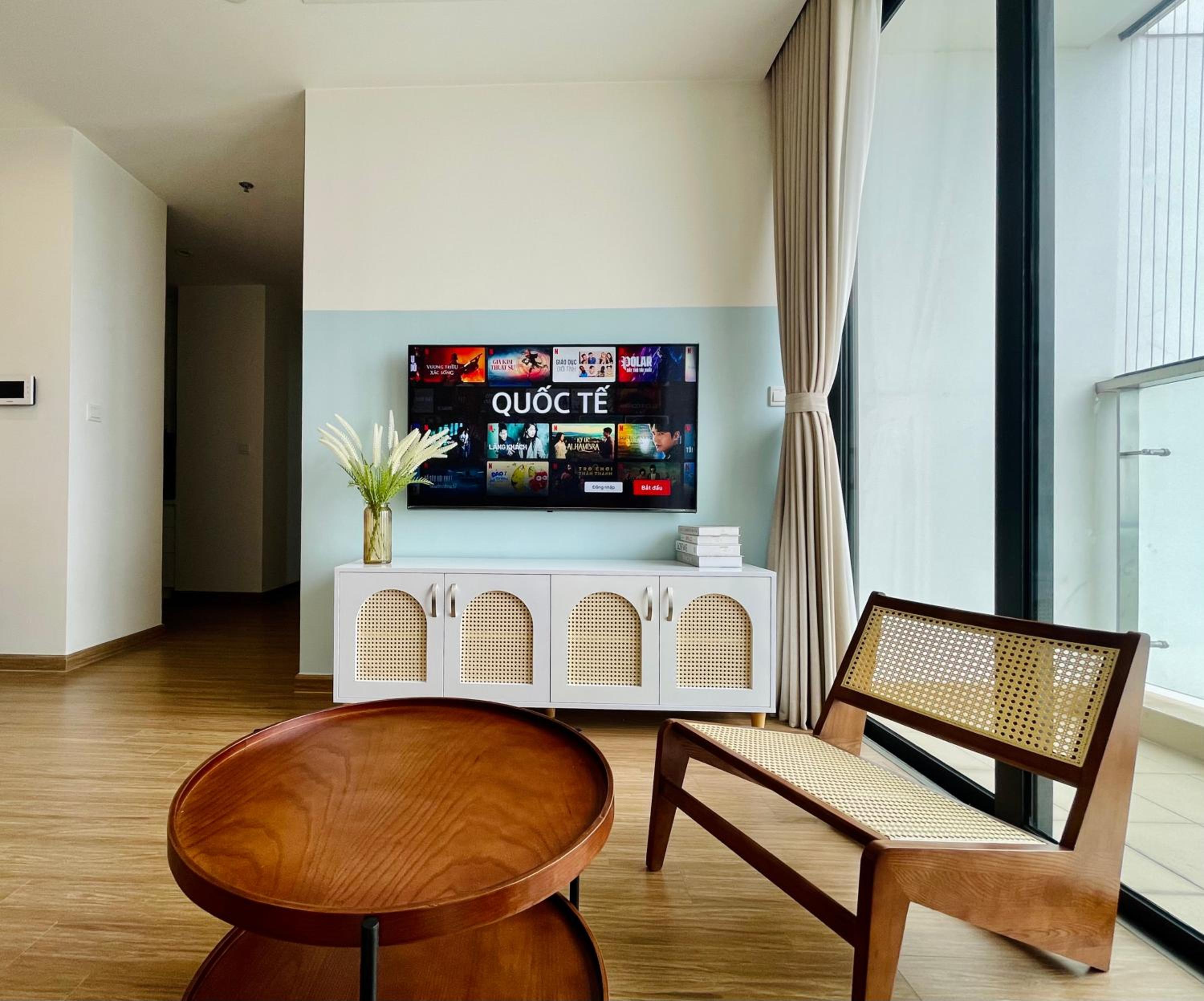LUXURY APARTMENT VINHOMES SKYLAKE 5min to KEANGNAM