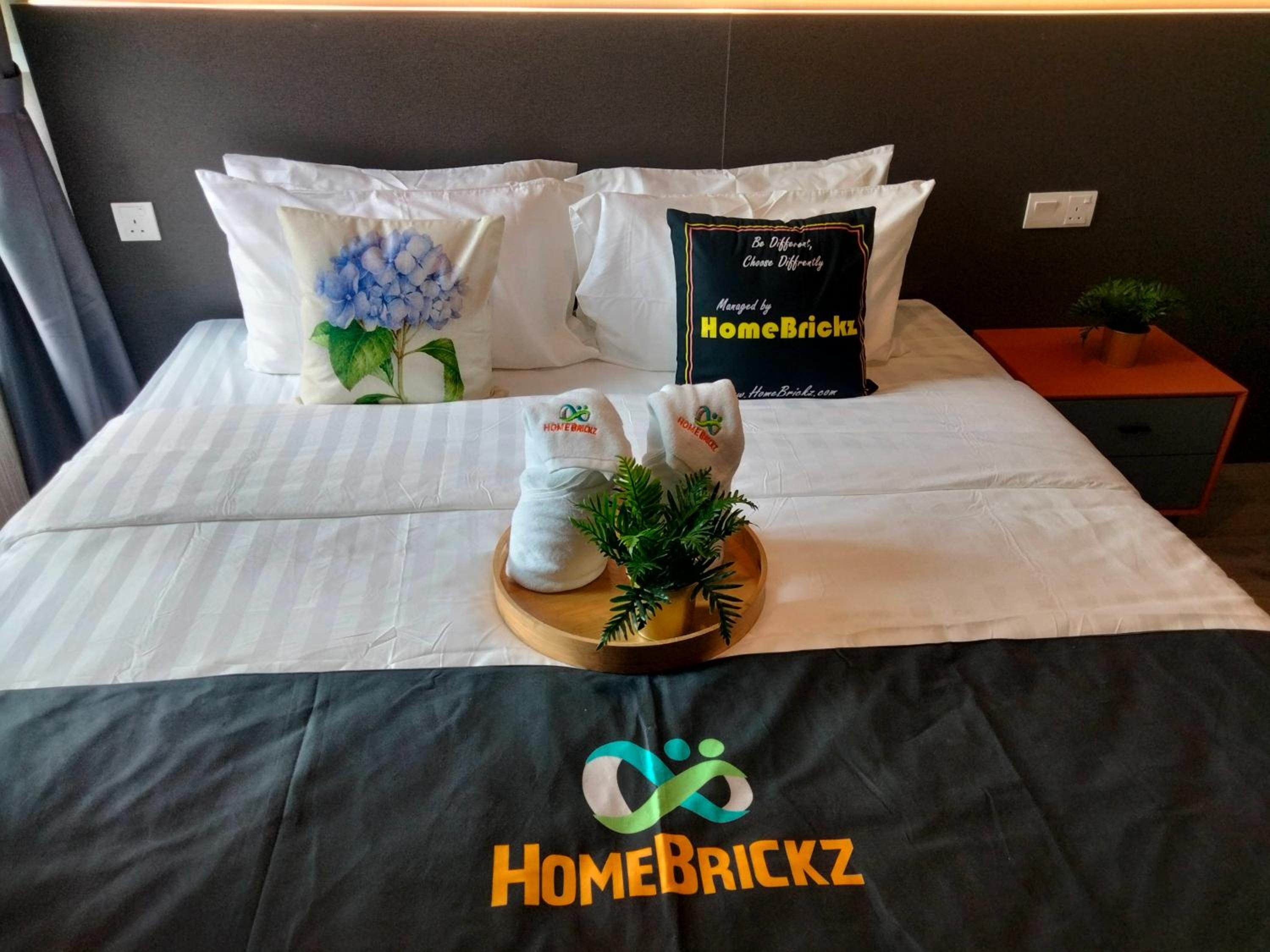 Cubic Botanical Suites Bangsar South by HomeBrickz
