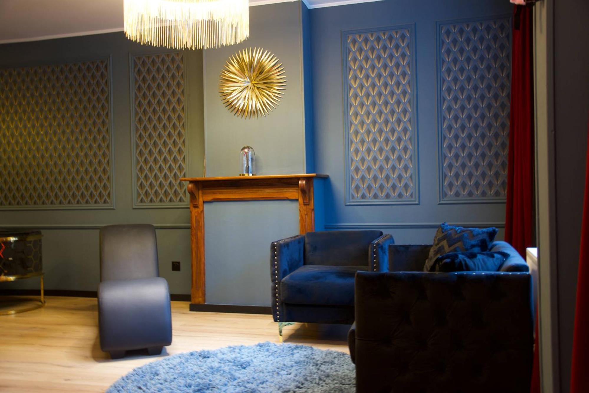 Romantic Suite Boudoir-bleu -ADULTS ONLY-