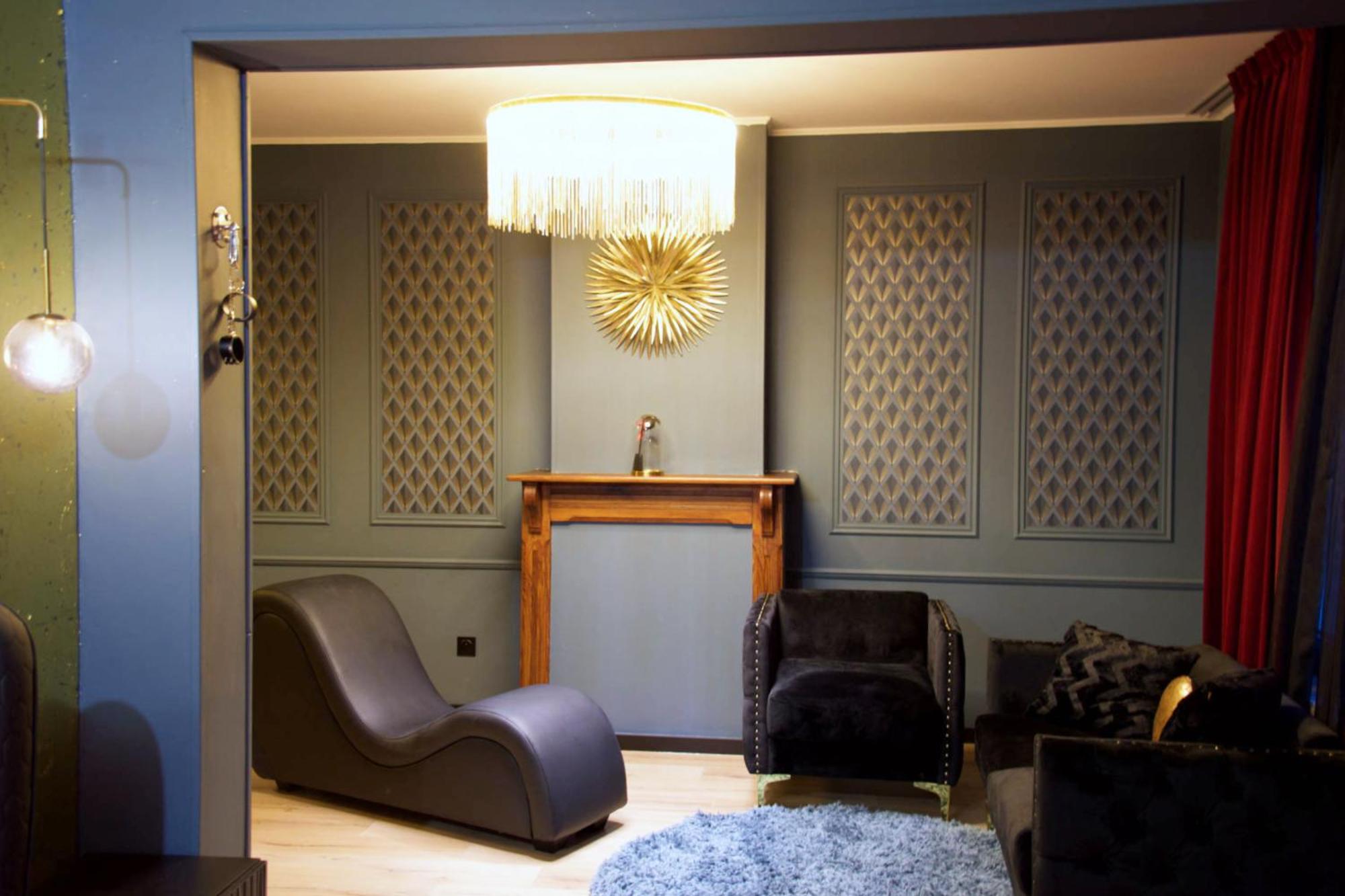 Romantic Suite Boudoir-bleu -ADULTS ONLY-