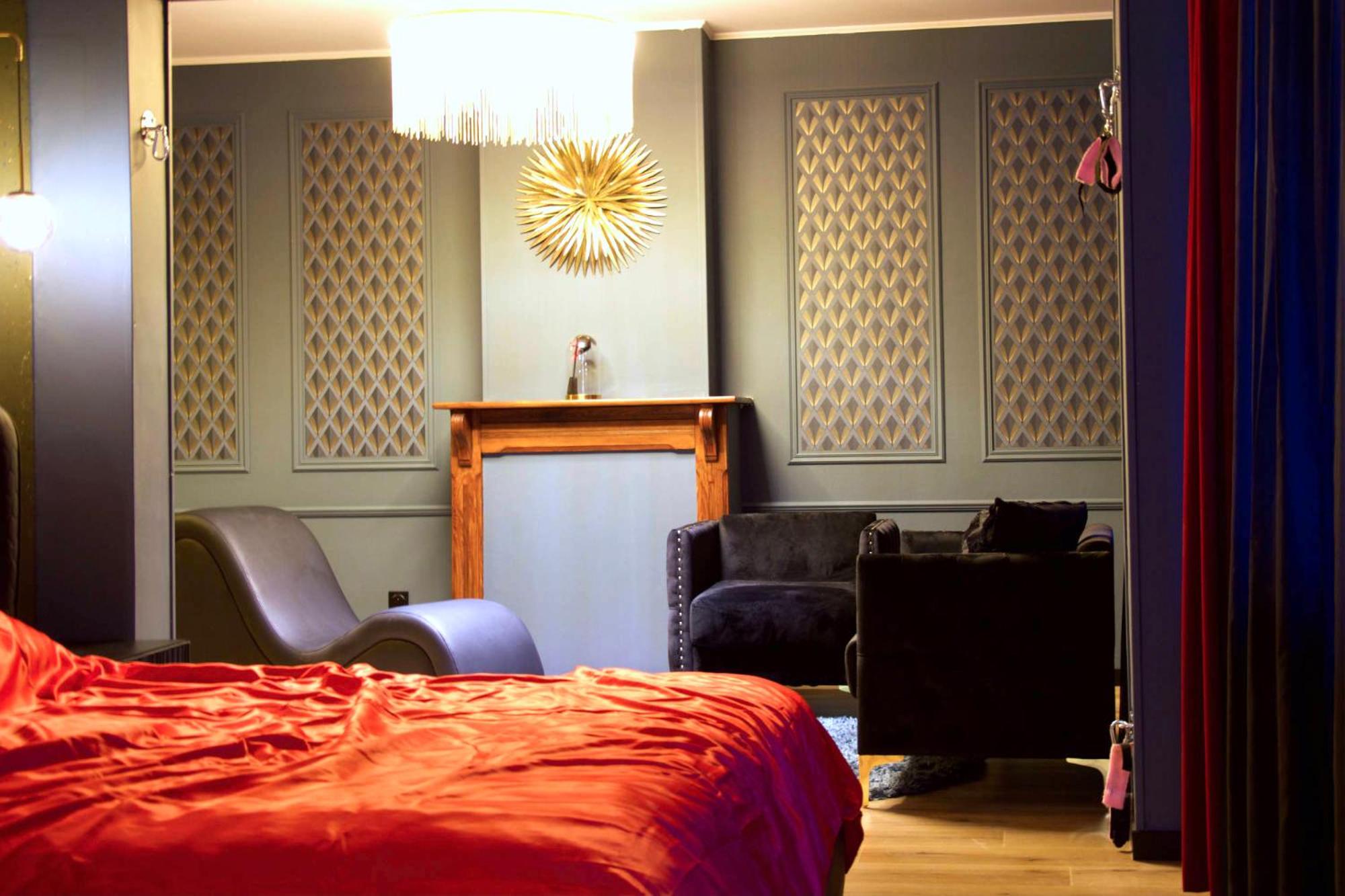 Romantic Suite Boudoir-bleu -ADULTS ONLY-