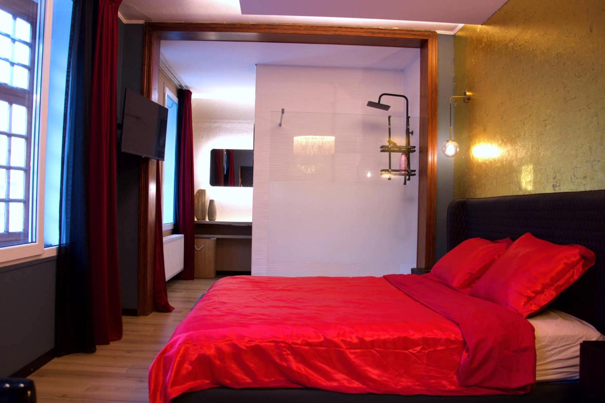 Romantic Suite Boudoir-bleu -ADULTS ONLY-