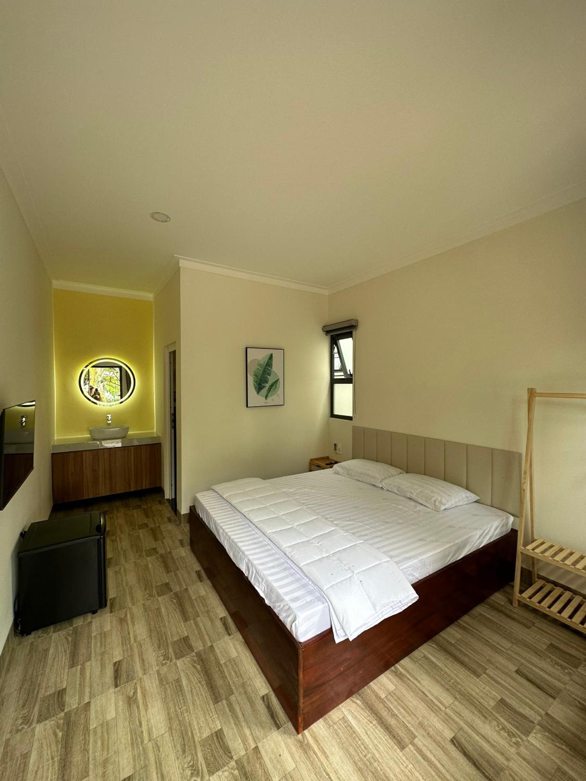 Color Inn - Homestay & Cafe view 2