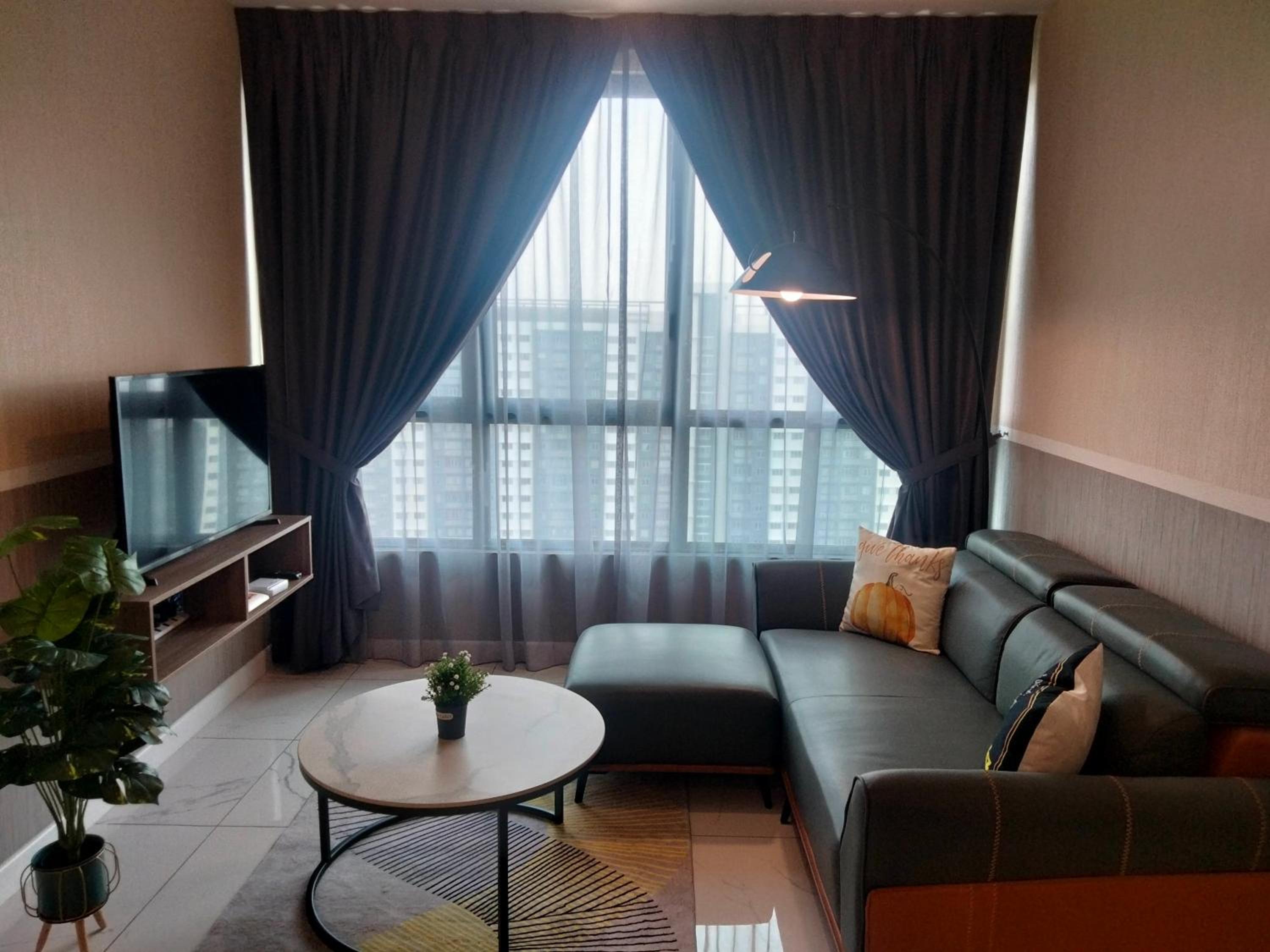 Cubic Botanical Suites Bangsar South by HomeBrickz