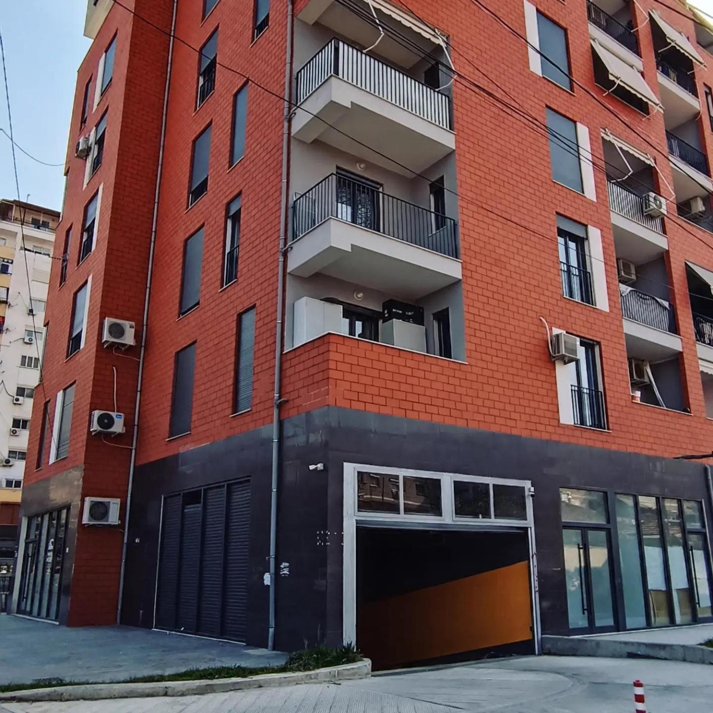 I love Tirana 2