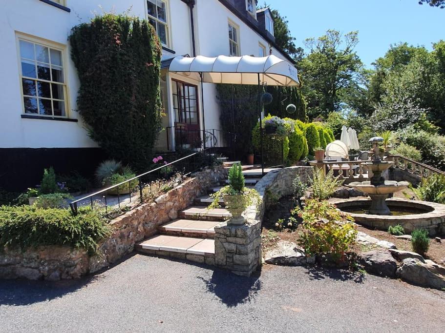 Private Use-Mount Pleasant Hotel 17 BR (sleeps32) view 4