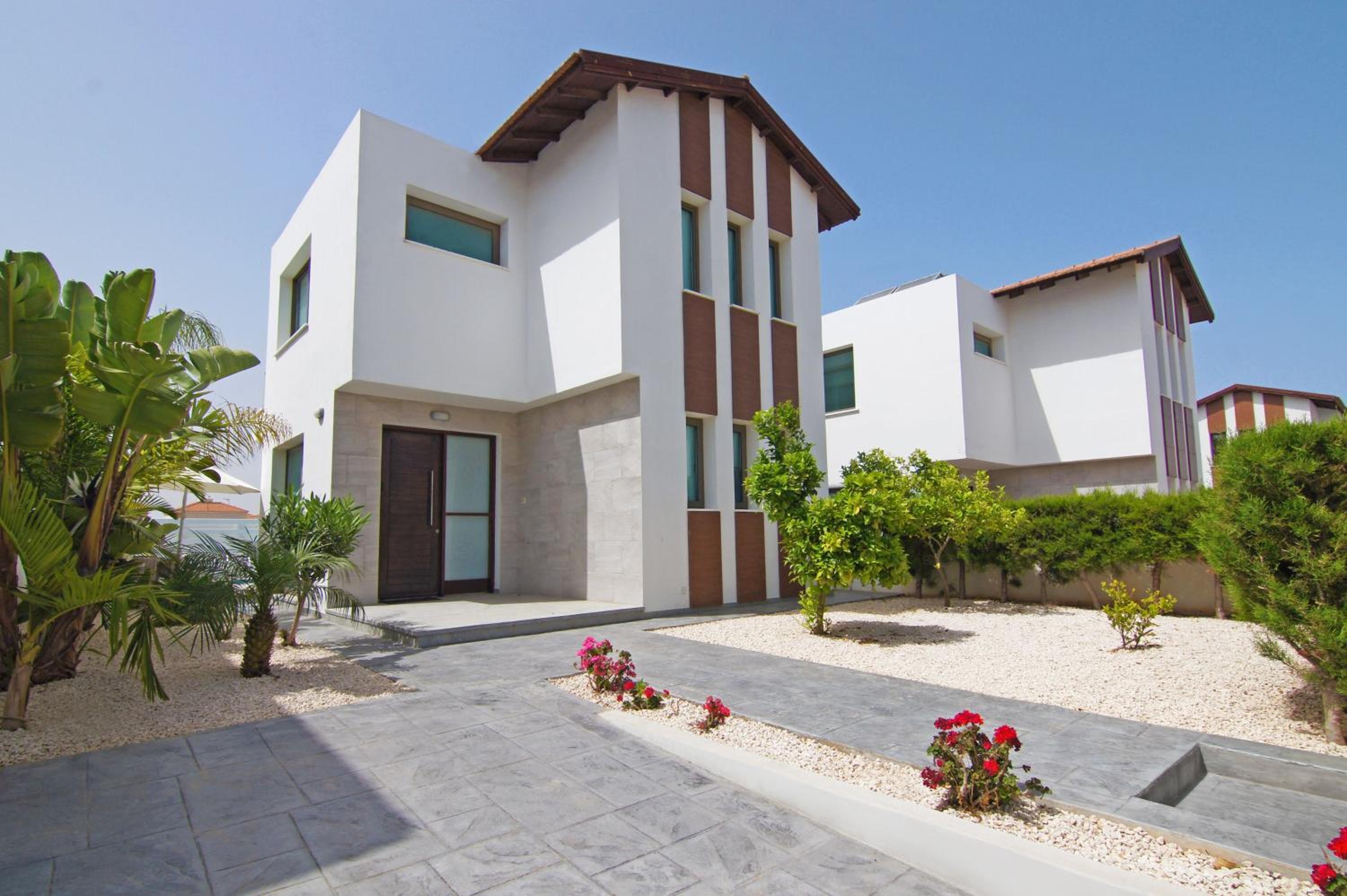 Villa Dina