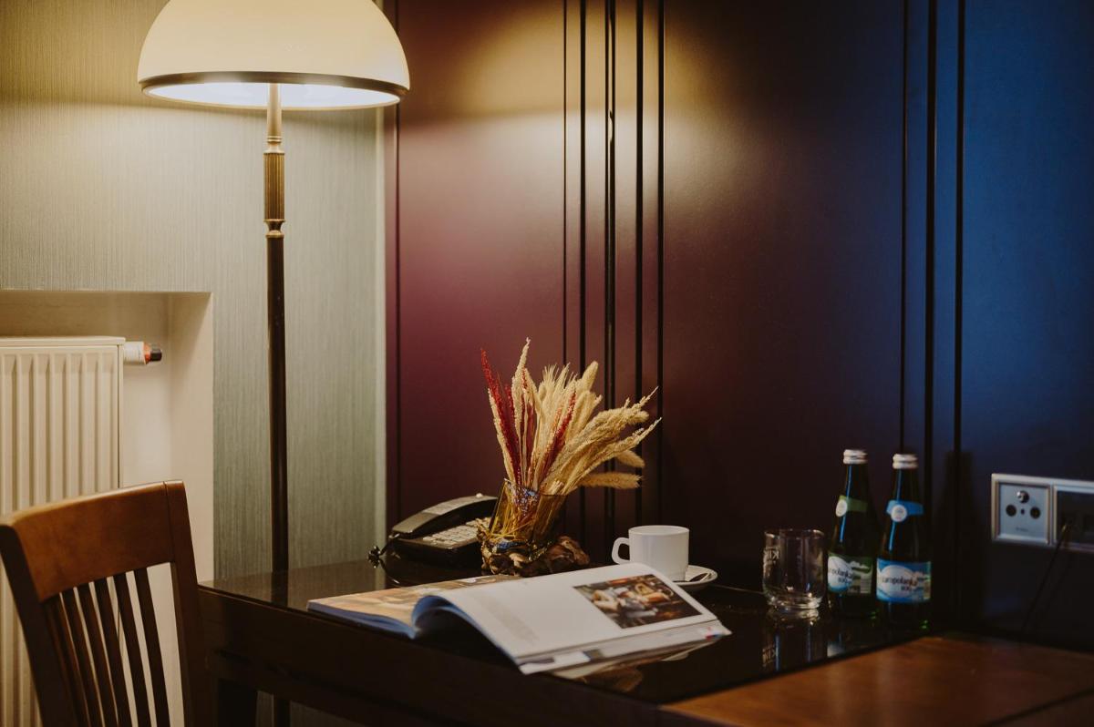 hotel reception