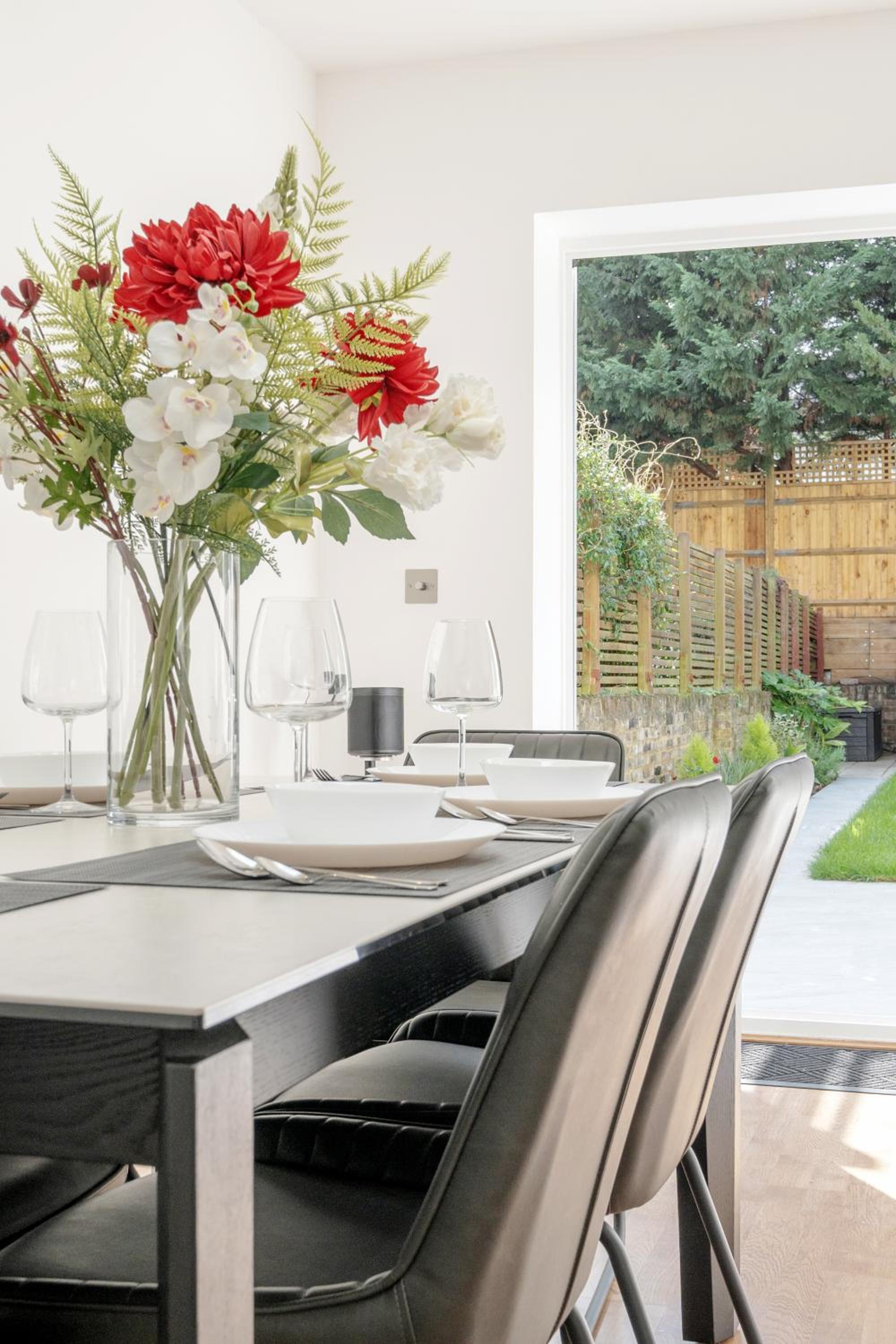 Maida Vale Gem by Little Venice with Stunning Garden