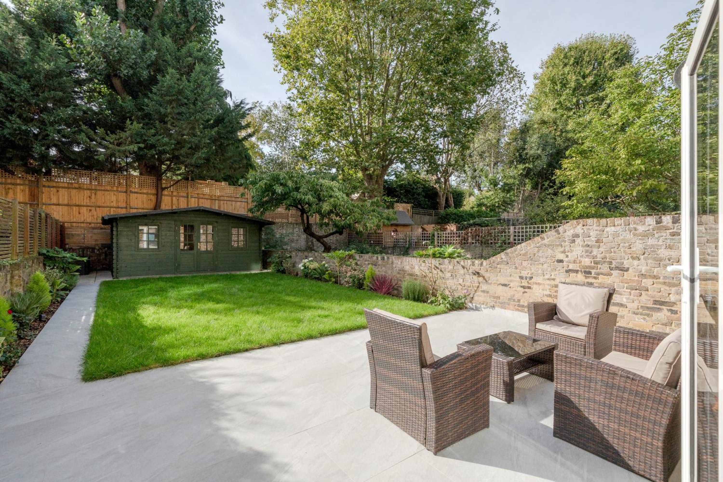 Maida Vale Gem by Little Venice with Stunning Garden