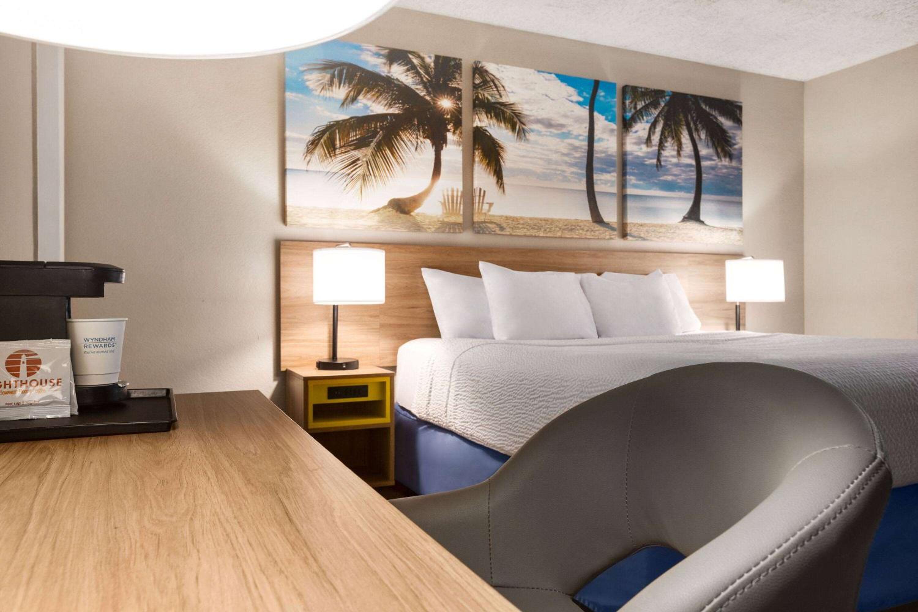 Days Inn by Wyndham Miami Airport North photo 5