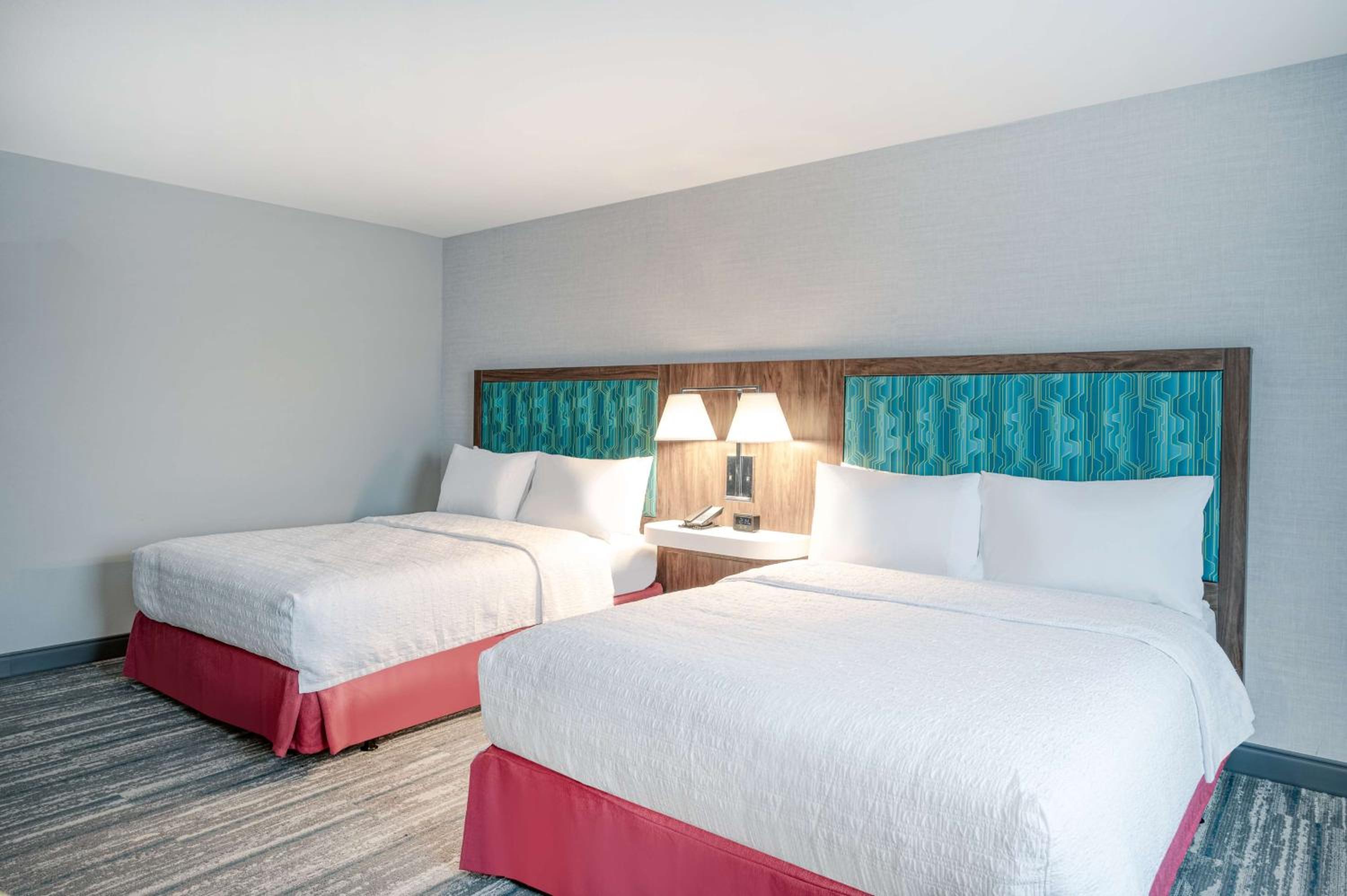 New York City Vacations - Hampton Inn Cleveland-Airport/Tiedeman Road - Property Image 9