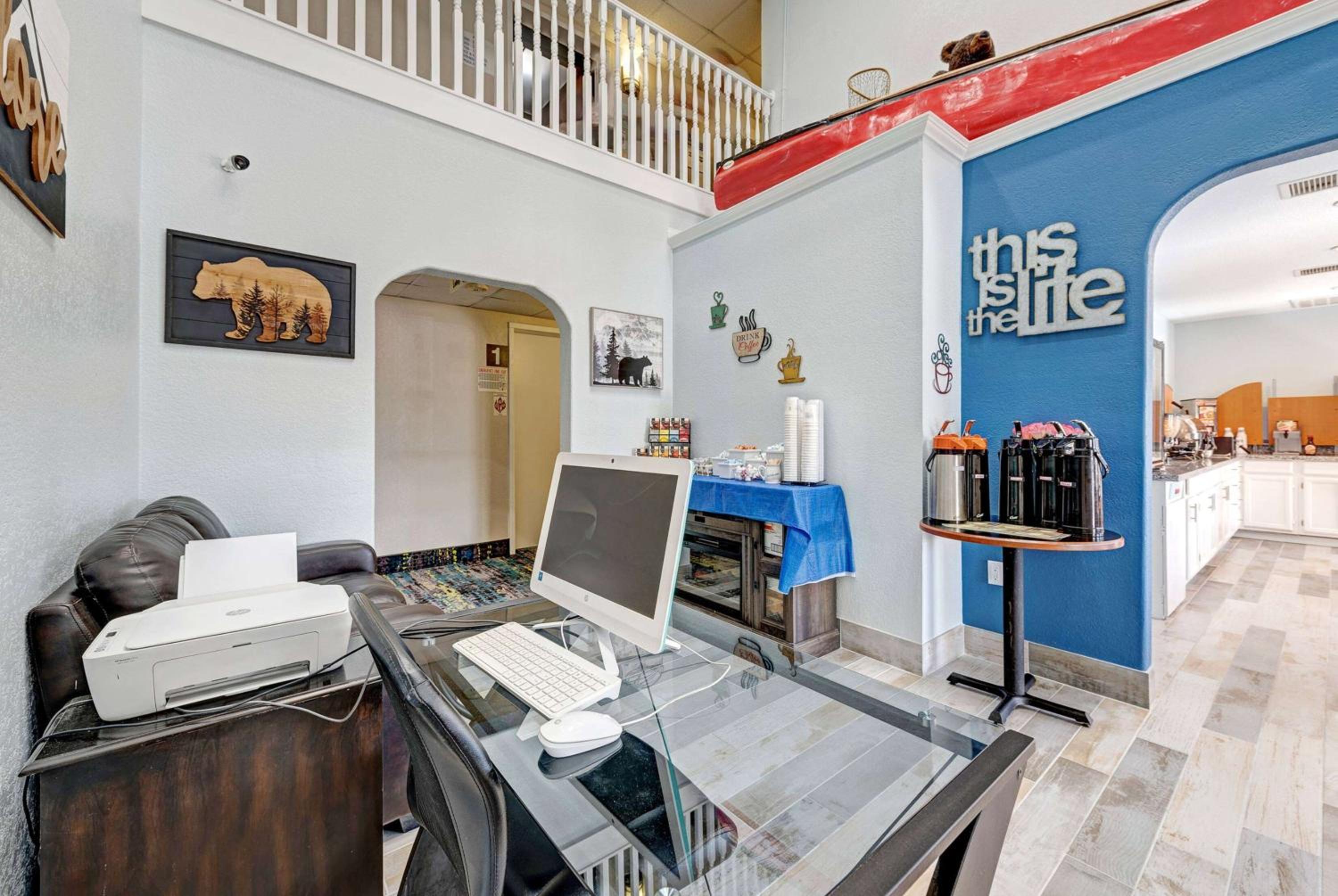 Salida Vacations - Baymont by Wyndham Salida - Property Image 12