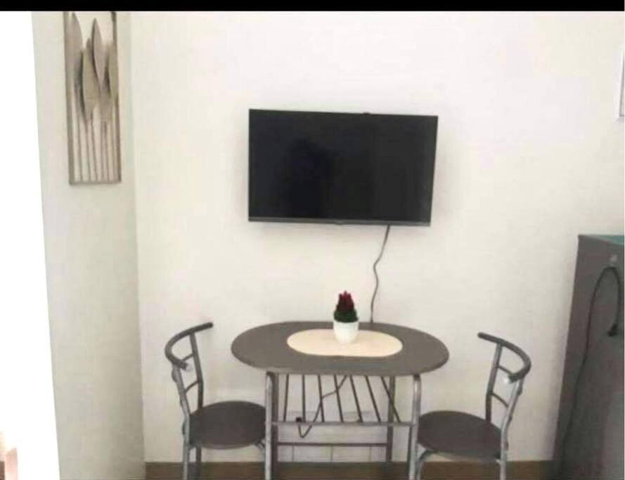Condo Unit 2 min away from Southmall, Las Pinas view 2