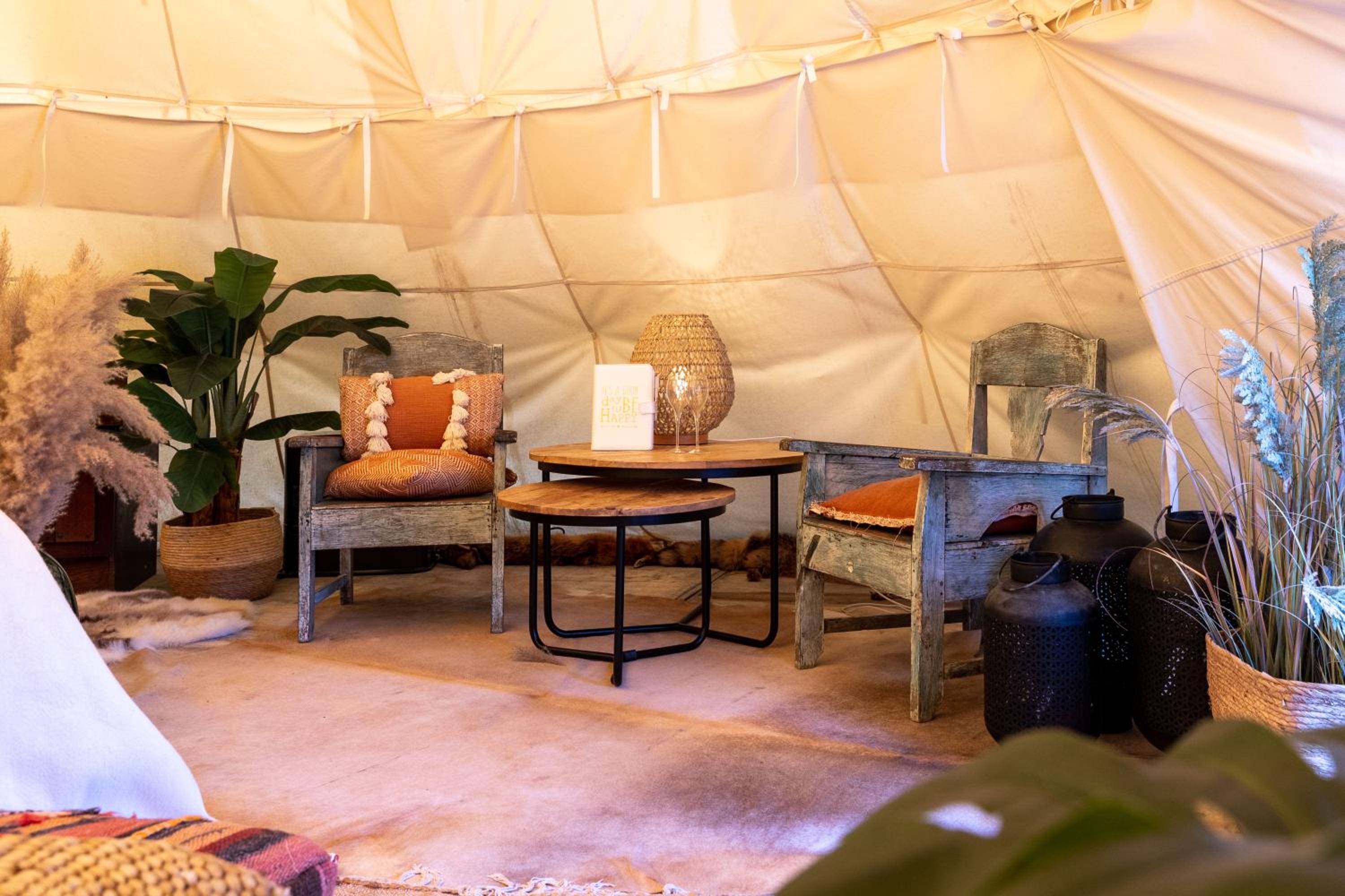 Cabin Margot with hot tub in private garden